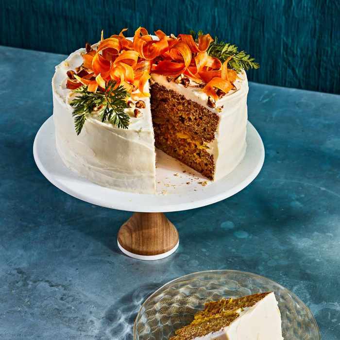 How to decorate your carrot cake