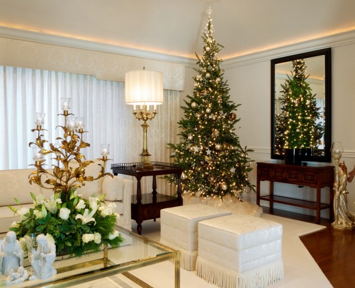 How to decorate a apartment for christmas