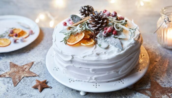 How to Decorate Your Xmas Cake: Festive Tips and Tricks