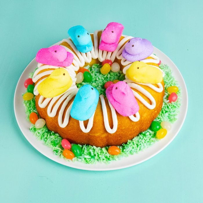 How to decorate your own nithing bundt cake