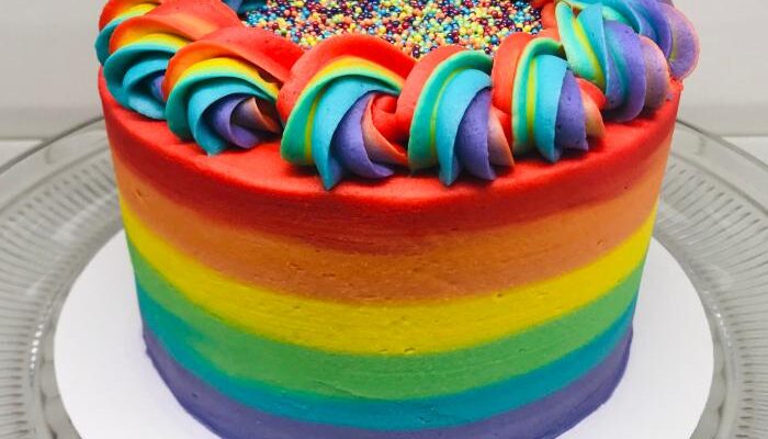 How to Make and Decorate a Rainbow Cake