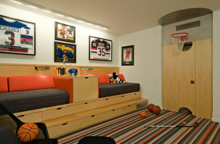 How to decorate a sports room