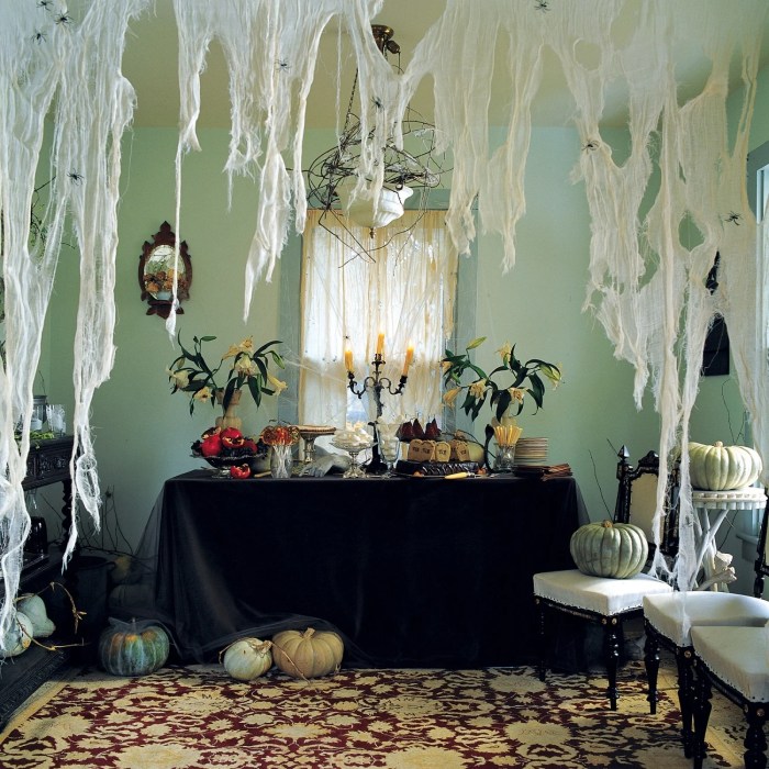 How to decorate a room for halloween party